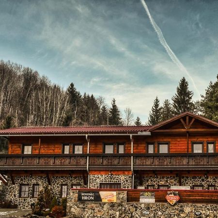 Hostinec Hron - Beňuš Exteriér fotografie
